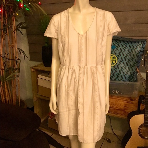 Old Navy Dresses & Skirts - Old Navy Cream & Tan Cotton V-Neck Dress Sz Large